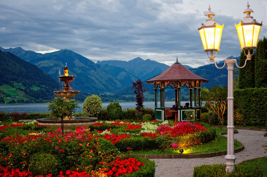 8080897356_a81aac9b52_b