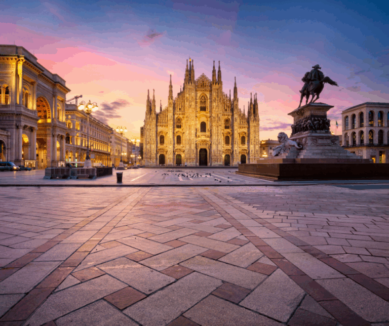 cityscape image of milan cathedral