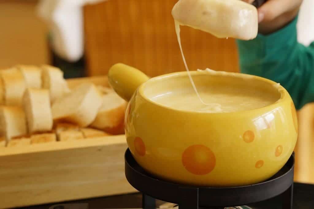 swiss fondue